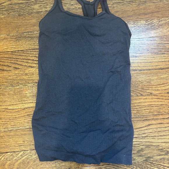 LULULEMON BLACK DEFINE JACKET & EBB TO STREET TANK -- SZ 2 BOTH - Picture 5 of 7